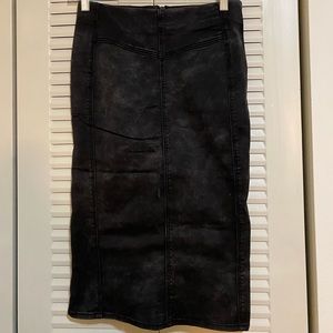 Bershka Skirt - Size M - Very good condition